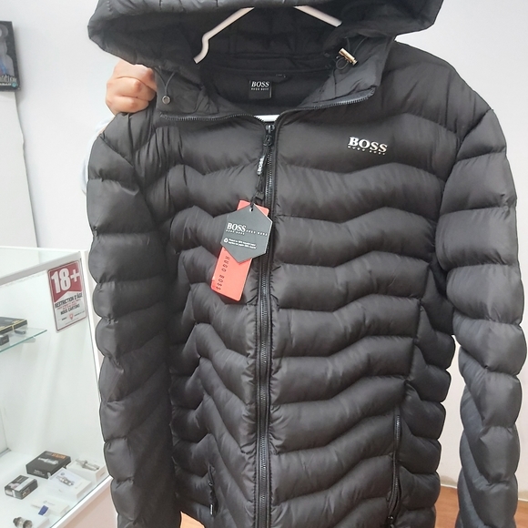 Hugo boss size xl - Picture 3 of 8